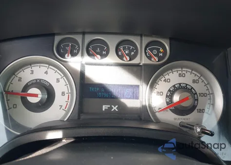 2010 Ford F-150 Fx2 Sport/Xl/Xlt z USA, uszkodzony, nr VIN 1FTEW1C84AKE53605